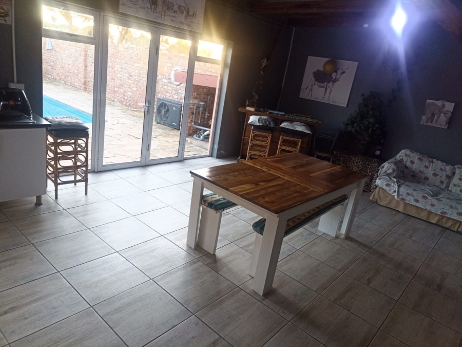 4 Bedroom Property for Sale in Heiderand Western Cape